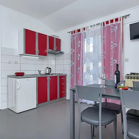 Apartments Smiljka Makarska Exterior photo