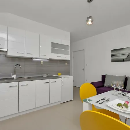 Apartments Smiljka Makarska Exterior photo